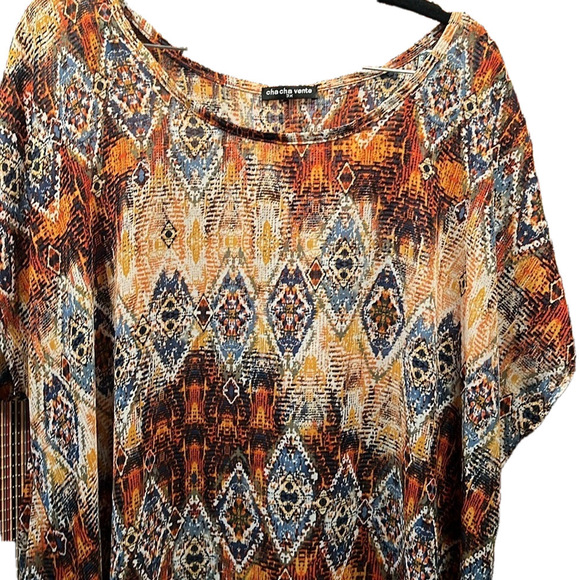 Cha cha vente Top, Size 3X, PTP 26”, Front L 33”, Back L 51”, Hi/Low Top - Picture 5 of 5